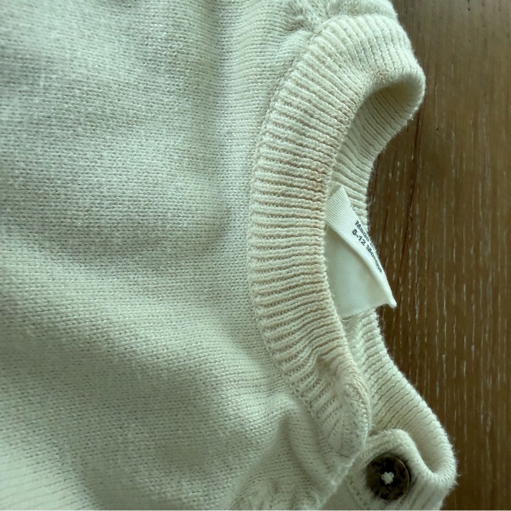 Cream Kids Matching Set with Giraffe Design - Picture 4 of 5